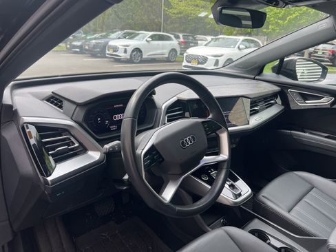 Used 2023 Audi Q4 e-tron Premium Plus w/ Premium Plus AWD/4WD image 5