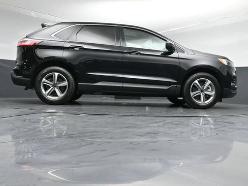 Certified 2023 Ford Edge SEL w/ Convenience Package AWD/4WD image 40