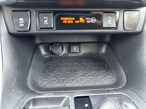 Used 2020 Toyota RAV4 XSE image 24