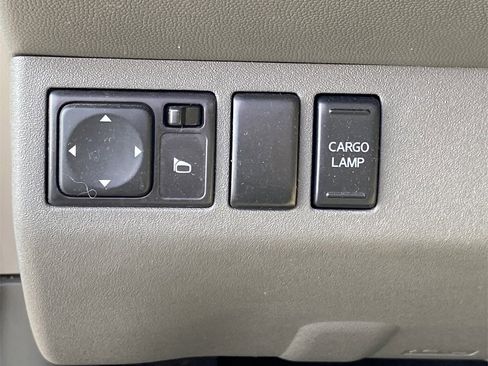 Used 2015 Nissan Frontier SV image 15