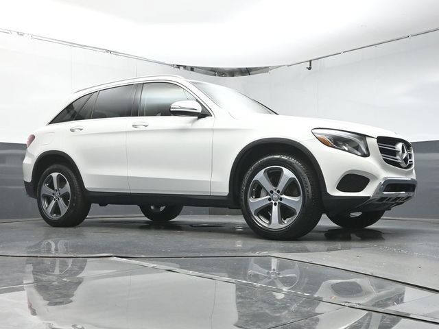 Used 2017 Mercedes-Benz GLC 300 4MATIC image 33