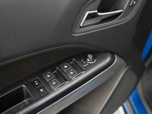 Used 2021 Chevrolet Colorado LT w/ Safety Package image 25