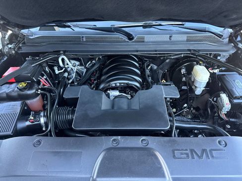 Used 2019 GMC Yukon XL Denali w/ Denali Ultimate Package image 26