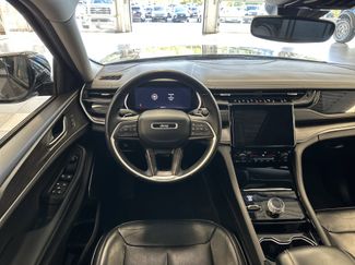 Used 2022 Jeep Grand Cherokee Limited w/ Trailer Tow Prep Group (B) video 2