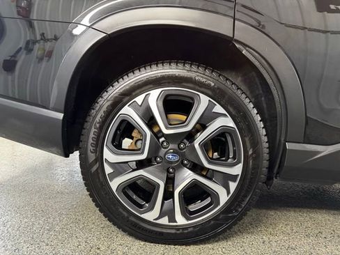 Used 2023 Subaru Ascent Limited image 28