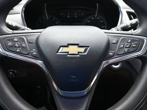 Used 2022 Chevrolet Equinox LS w/ Driver Confidence II Package FWD image 33