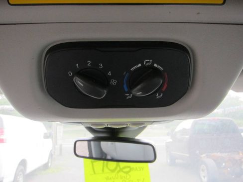 Used 2017 Ford Transit 350 XL RWD image 12