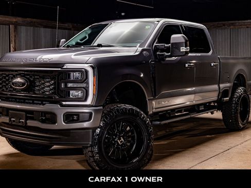 Used 2023 Ford F250 Lariat w/ Sport Appearance Package image 5