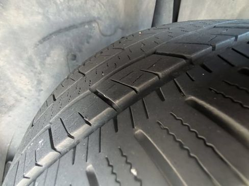 Used 2017 Ford Explorer XLT AWD/4WD image 18