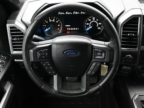 Used 2016 Ford F150 XLT w/ Equipment Group 302A Luxury AWD/4WD image 15