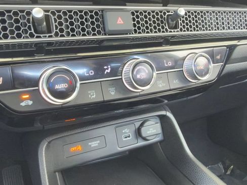 Used 2023 Honda Civic EX image 29
