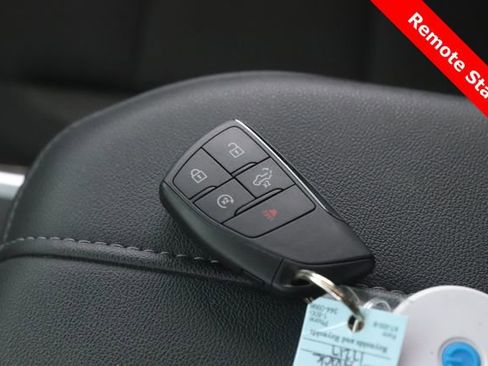 Used 2025 GMC Sierra 1500 Elevation w/ Preferred Package image 3