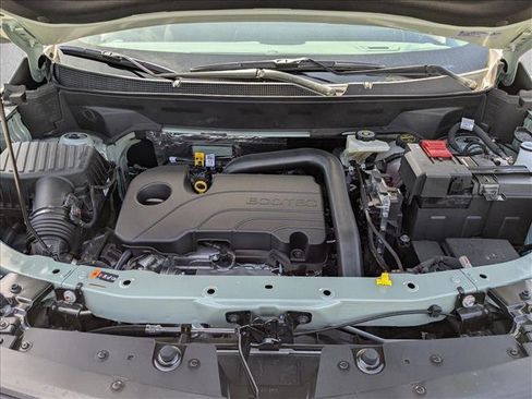 New 2026 Chevrolet Equinox LT image 16