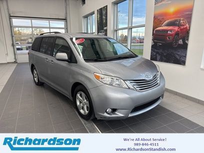 Used 2017 Toyota Sienna LE