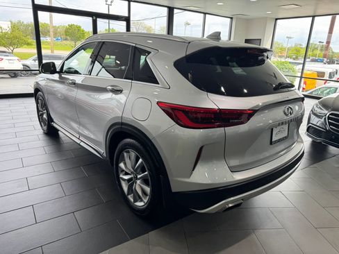 Used 2021 INFINITI QX50 Essential w/ Convenience Package FWD image 3