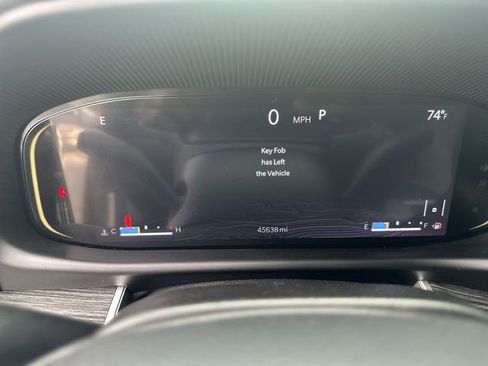 Used 2022 Jeep Wagoneer Series III w/ Premium Group I image 16