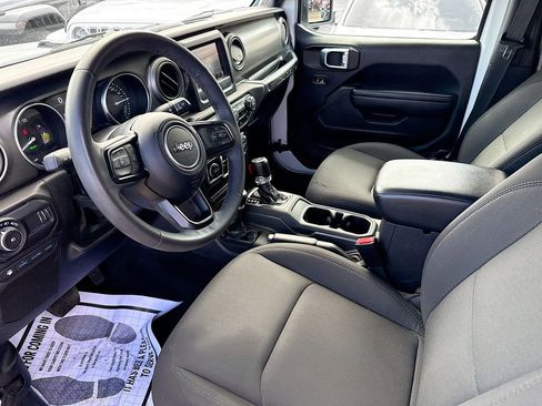 Used 2023 Jeep Wrangler Unlimited w/ Convenience Group image 25