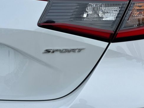 Used 2025 Honda Civic Sport image 27