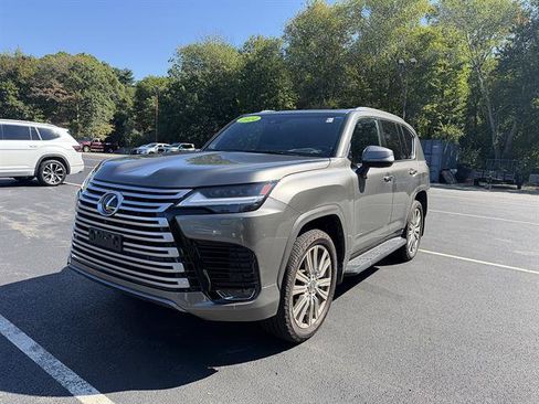 Used 2024 Lexus LX 600 4WD w/ Ultra Luxury Package image 3