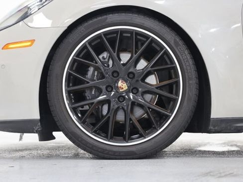 Used 2023 Porsche Panamera Platinum Edition RWD image 12