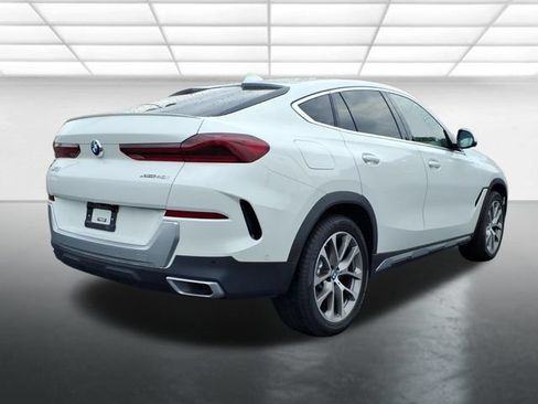 Used 2022 BMW X6 xDrive40i AWD/4WD image 9