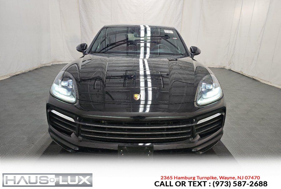 Used 2023 Porsche Cayenne Platinum Edition AWD/4WD image 2
