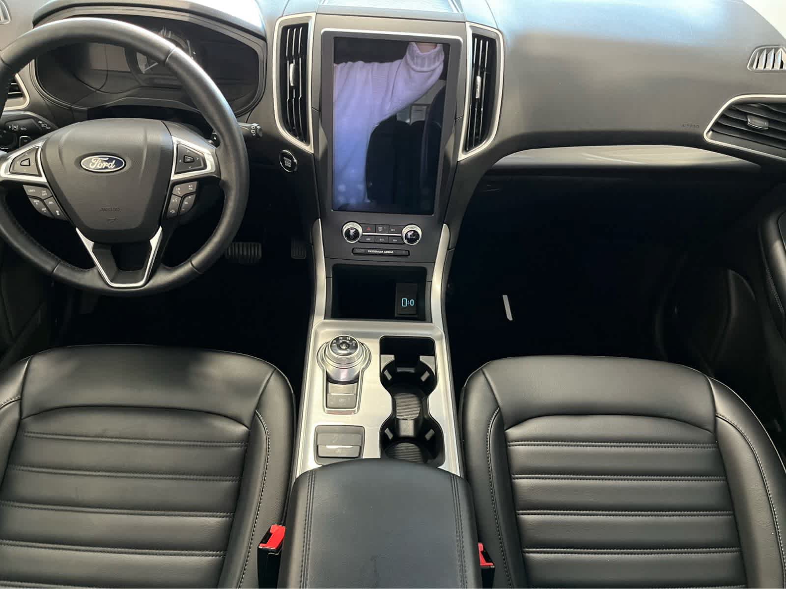 Certified 2024 Ford Edge SEL w/ Convenience Package AWD/4WD image 11