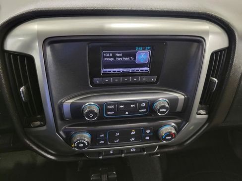 Used 2015 Chevrolet Silverado 1500 LT w/ Max Trailering Package image 8