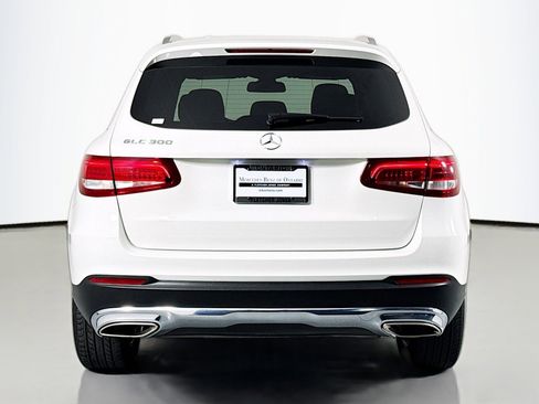 Used 2019 Mercedes-Benz GLC 300 image 3