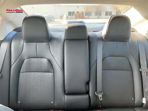 New 2026 Nissan Sentra SR w/ SR Premium Package FWD image 20