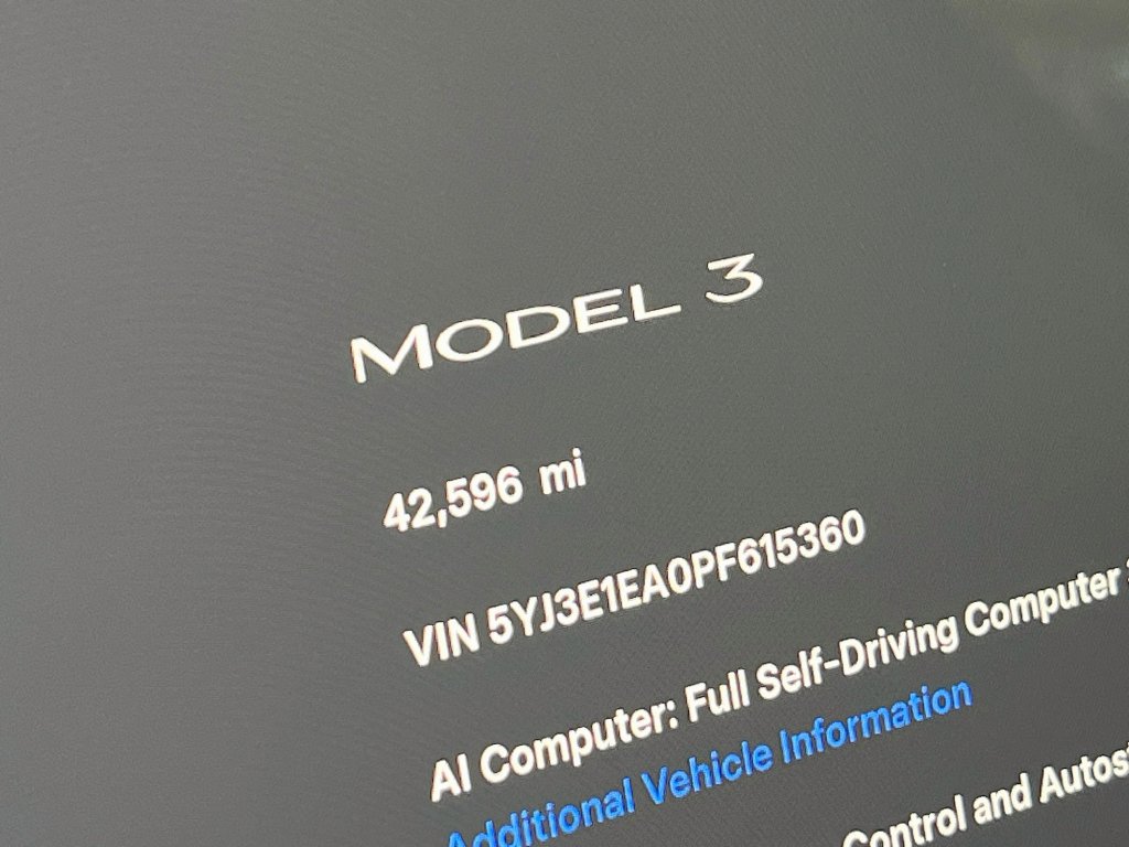 Used 2023 Tesla Model 3 Standard Range RWD image 11