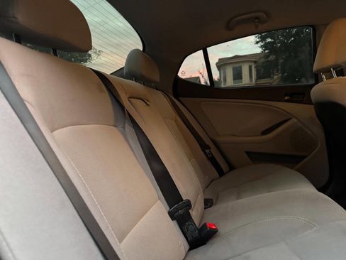 Used 2015 Kia Optima LX image 22