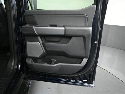 Used 2024 Ford F150 Lightning Lariat image 29