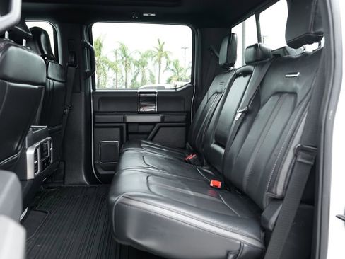 Used 2022 Ford F250 Platinum w/ FX4 Off-Road Package image 40