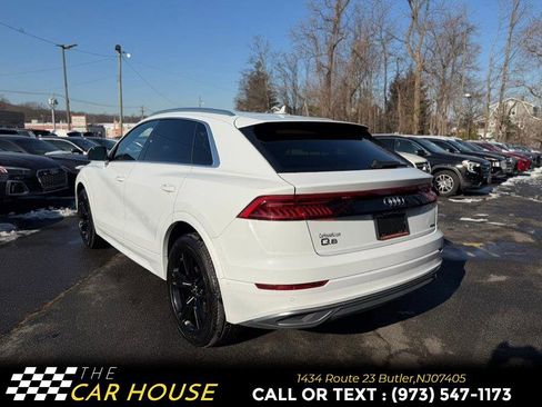 Used 2021 Audi Q8 Premium Plus w/ Premium Plus Package image 12
