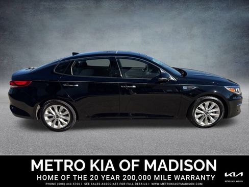 Used 2016 Kia Optima EX w/ Premium Package image 7