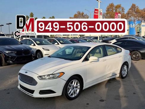 Used 2013 Ford Fusion SE image 1