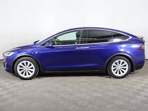 Used 2020 Tesla Model X Long Range image 17
