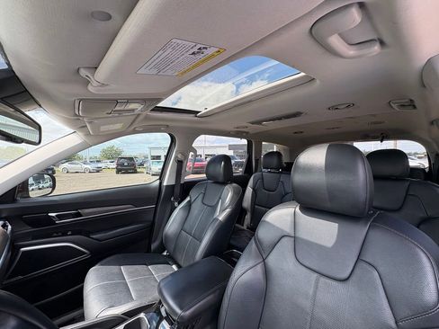 Used 2020 Kia Telluride EX image 21