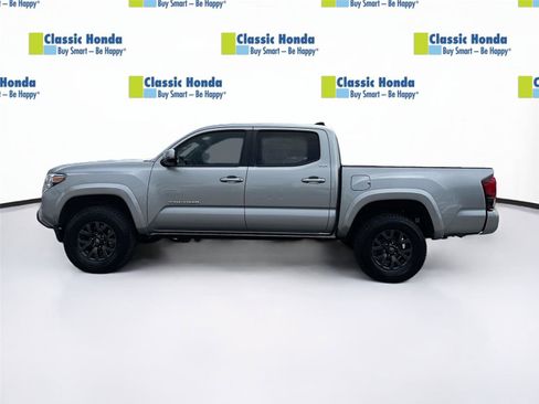 Used 2023 Toyota Tacoma SR5 w/ Technology Package image 4