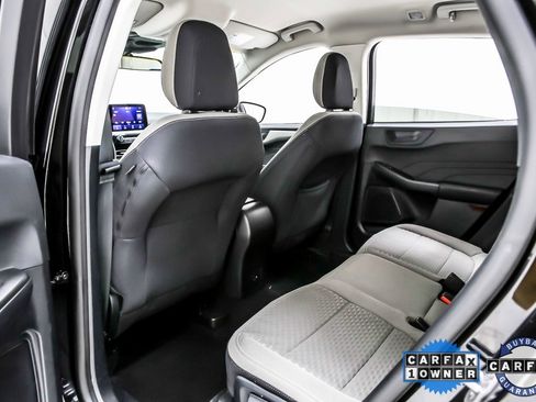 Used 2022 Ford Escape SE image 29