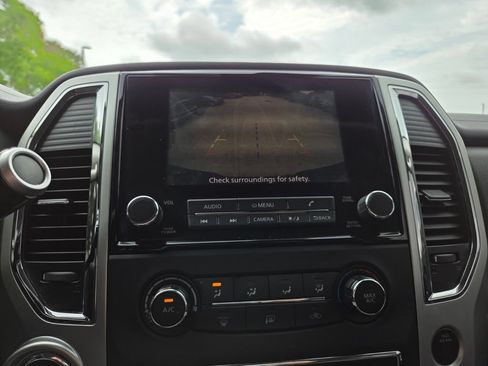 Used 2021 Nissan Titan SV RWD image 29