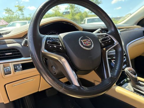 Used 2013 Cadillac XTS Luxury w/ Driver Awareness Package FWD image 16