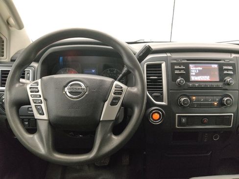Used 2017 Nissan Titan S RWD image 22