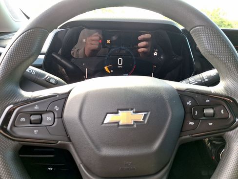 Used 2024 Chevrolet TrailBlazer LT FWD image 16