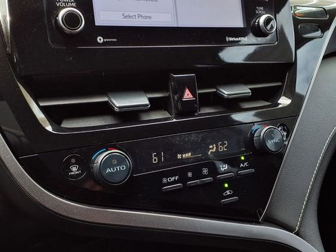 Certified 2023 Toyota Camry SE FWD image 10