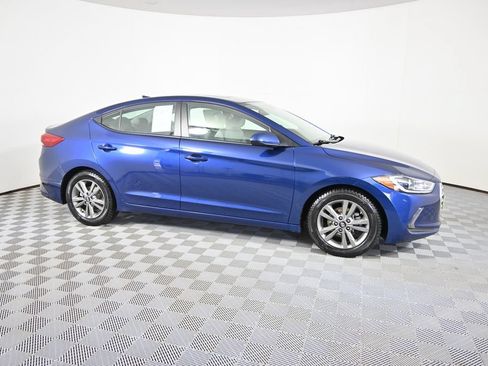 Used 2018 Hyundai Elantra Value Edition FWD image 8