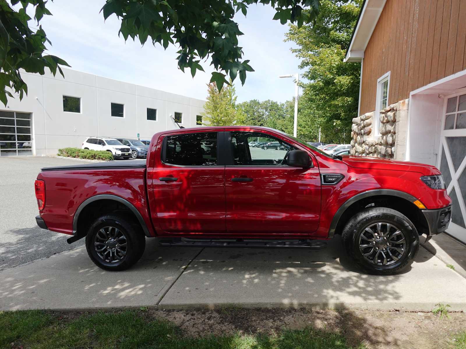Used 2020 Ford Ranger XLT w/ Equipment Group 302A Luxury AWD/4WD image 8