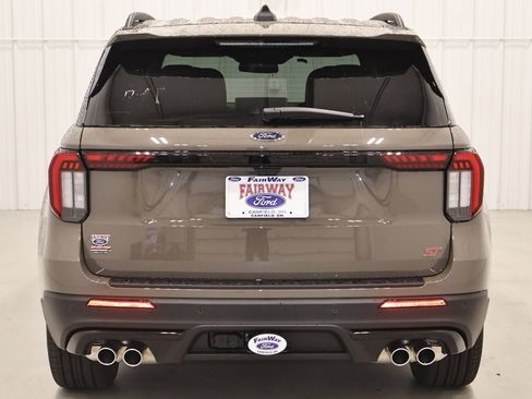 New 2026 Ford Explorer ST w/ Sun And Sound Package image 7