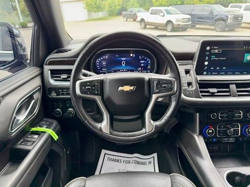 Used 2022 Chevrolet Tahoe Premier AWD/4WD image 16